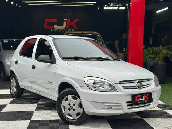 CHEVROLET CELTA 1.0 MPFI LIFE 8V FLEX 4P MANUAL CHEVROLET CELTA 1.0 MPFI LIFE 8V FLEX 4P MANUAL